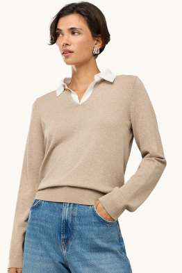 V-neck jumper - 2-in-1 look