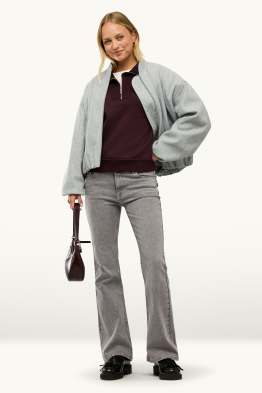 Flared jeans - talie medie