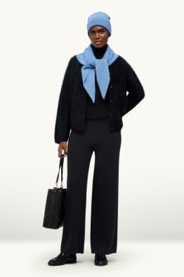 Cashmere trousers - mid-rise waist - straight leg
