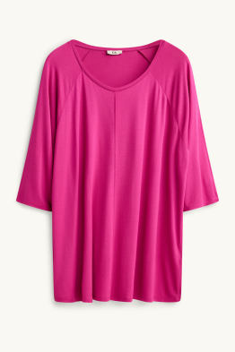 Tricou