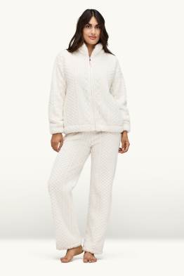 Faux fur pyjamas - cable knit pattern