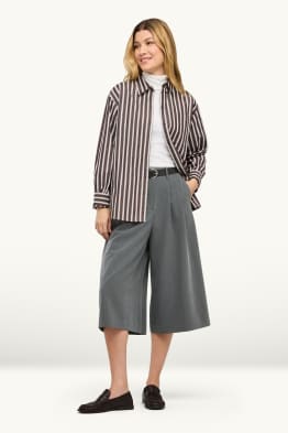 Culotte mit Gürtel - Mid Waist - Wide Leg