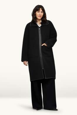 Manteau en peluche
