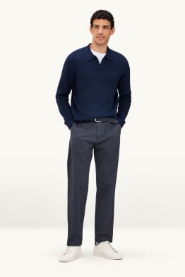 Chino mit Gürtel - Regular Fit