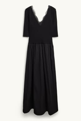 Vestit fit & flare amb el coll en punta - acanalat