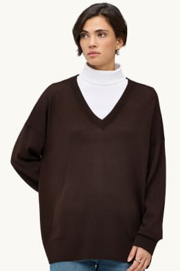 Pull en mérinos avec encolure en V
