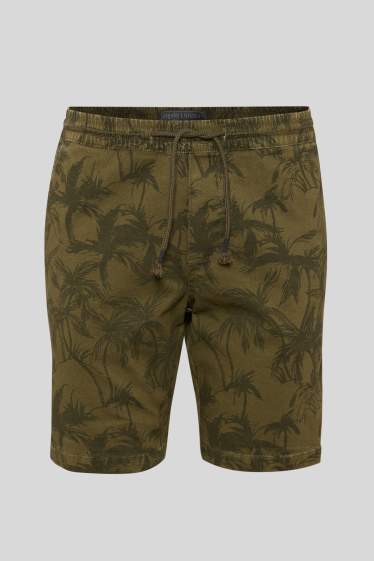 Men - Shorts - green