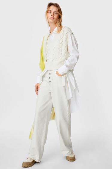 Women - Wide leg jeans - high waist - white