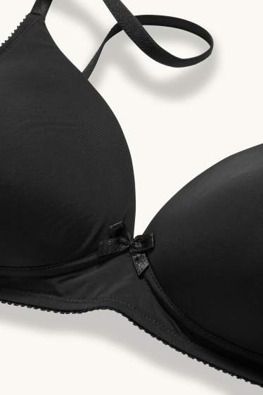 Women - Non-wired bra - padded - black