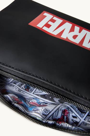 Herren - Marvel - Kulturbeutel - schwarz