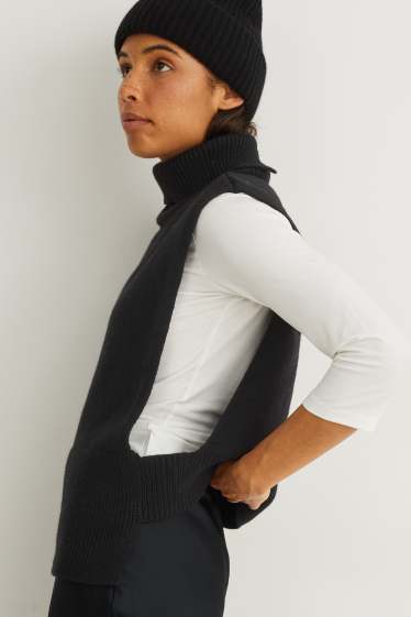 Women - Knitted cashmere blend poncho - black