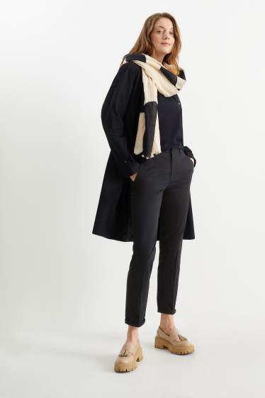 Damen - Chino - Mid Waist - Tapered Fit - schwarz