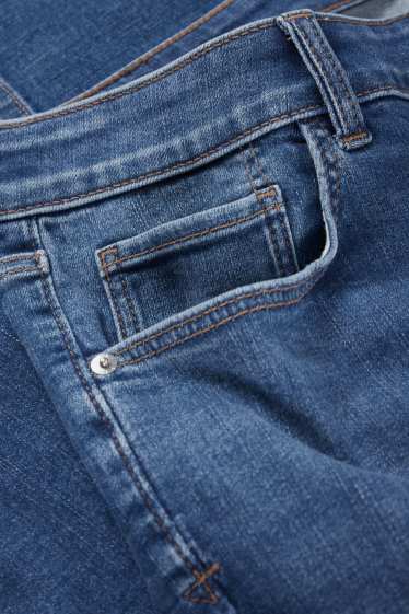 Damen - Capri Jeans - Mid Waist - Slim Fit - jeansblau