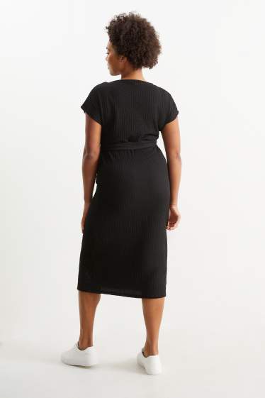 Femei - Rochie-tricou - negru