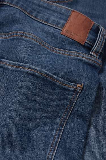 Women - Denim shorts - mid-rise waist - LYCRA® - denim-dark blue