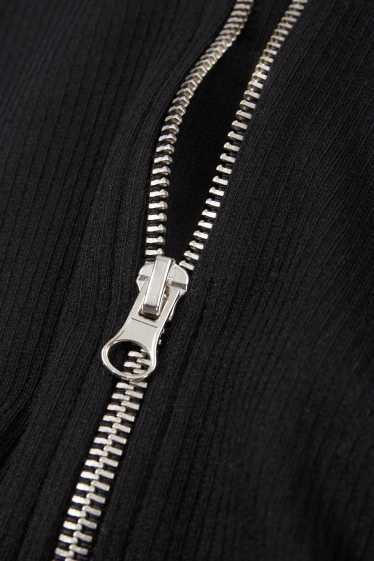 Dona - Samarreta crop - negre