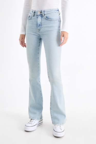 Femmes - Flared jean - mid waist - LYCRA® - jean bleu clair