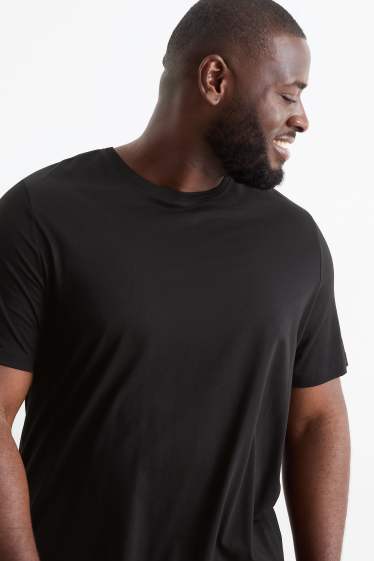 Men - T-shirt - black