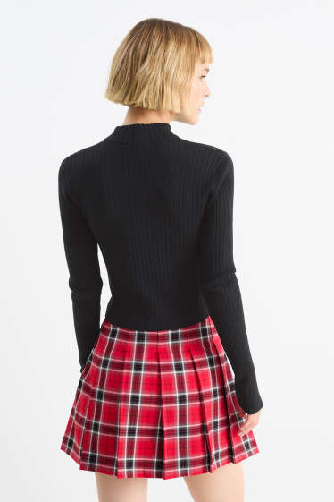 Dona - Jersei crop - acanalat - negre