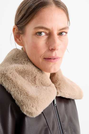 Damen - Bomberjacke mit Kunstfellbesatz - Lederimitat - dunkelbraun