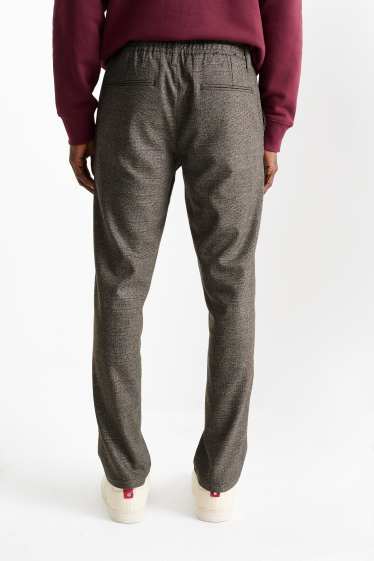 Hommes - Chino - slim fit - à carreaux - marron foncé