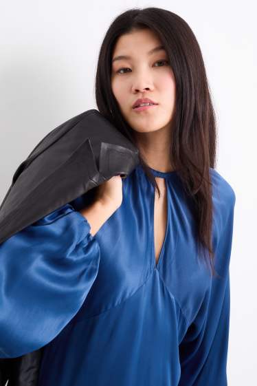 Dona - Vestit imperi de setí amb mànigues amples i obertura - blau