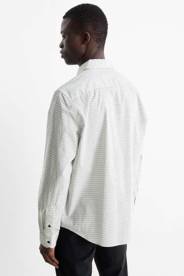 Home - Camisa - regular fit - button-down - cotó orgànic - blanc/negre
