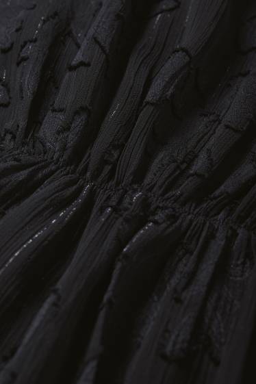 Femmes - Robe de gaze - à fleurs - noir