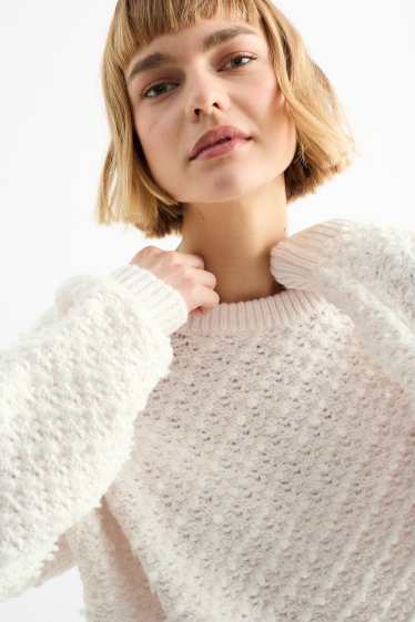 Femmes - Pull en bouclé - blanc crème
