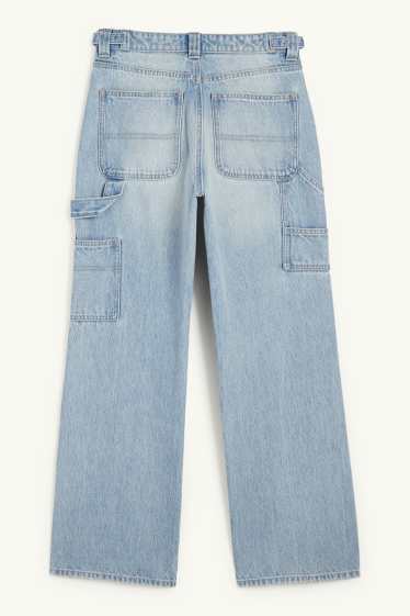 Femei - Baggy jeans - talie medie - denim-albastru deschis