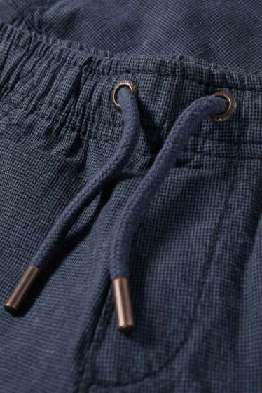 Děti - chlapci - Plátěné kalhoty s lněným podílem - kostkované - tmavomodrá