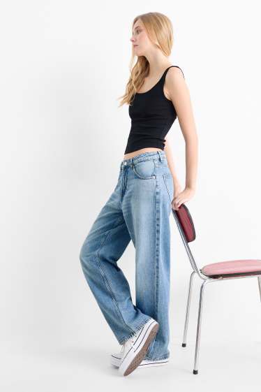 Women - Baggy jeans - mid-rise waist - denim-light blue