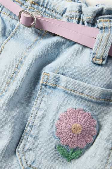 Bambine - Fiori - shorts di jeans con cintura - jeans azzurro