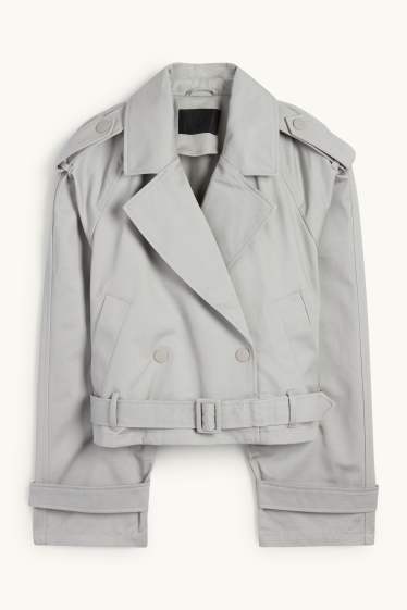 Women - Cropped trench coat - light gray