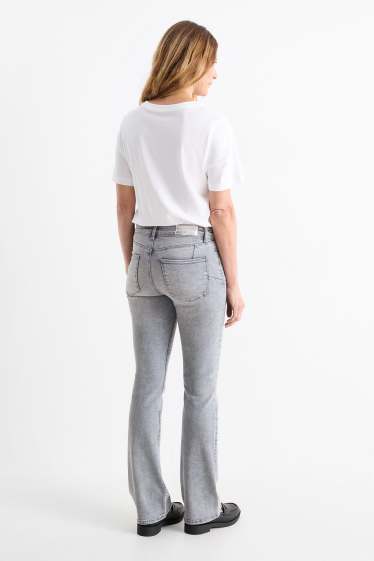 Dona - Bootcut jeans - mid waist - shaping jeans - LYCRA® - texà gris clar