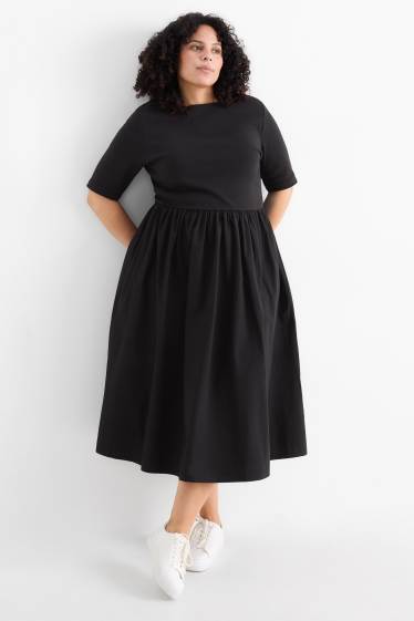 Women - Fit & flare dress - black