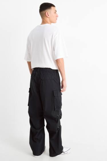Herren - Cargohose - Relaxed Fit - schwarz