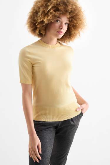 Femmes - Pull en maille - manches courtes - jaune clair
