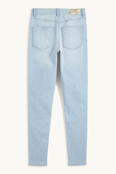 Donna - Skinny jeans - vita media - modellanti - LYCRA® - jeans azzurro