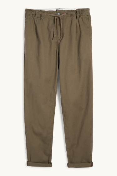 Hommes - Chino avec teneur en lin - tapered fit - vert foncé