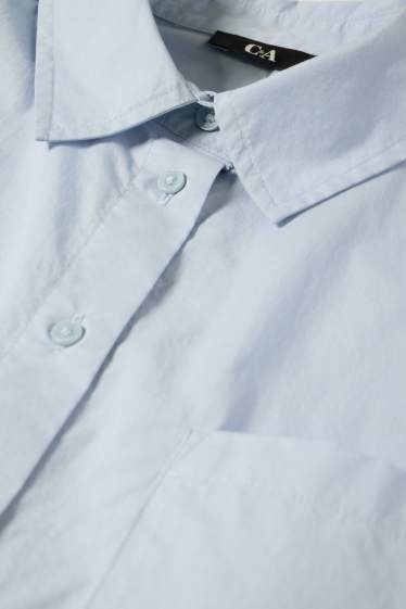 Women - Cropped poplin blouse - light blue
