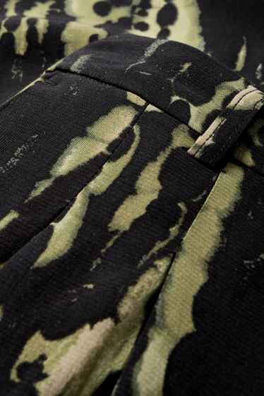 Dona - Pantalons de tela - high waist - wide leg - amb motiu - verd fosc / negre