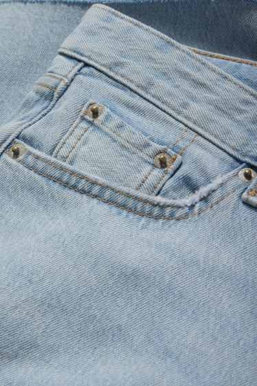 Women - Denim shorts - mid-rise waist - LYCRA® - denim-light blue