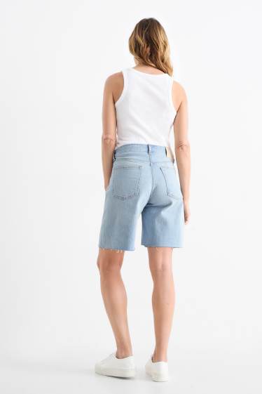Women - Denim shorts - mid-rise waist - LYCRA® - denim-light blue