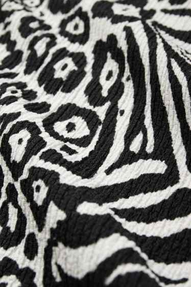 Women - T-shirt - patterned - textured - black / white