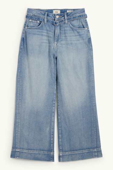 Dames - Korte wide leg jeans met riem - mid waist - jeanslichtblauw