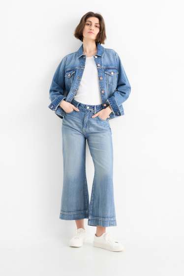 Dames - Korte wide leg jeans met riem - mid waist - jeanslichtblauw