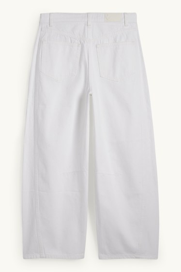 Femmes - Balloon jean - mid waist - blanc