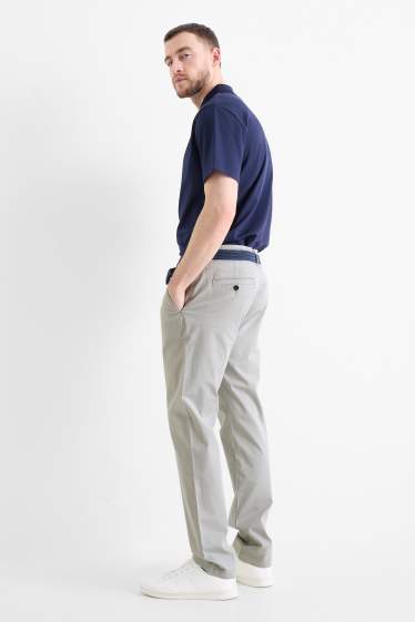 Pánské - Kalhoty chino s páskem - regular fit - světle šedá