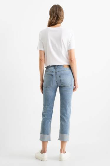 Damen - Crop Straight Jeans - Mid Waist - LYCRA® - helljeansblau